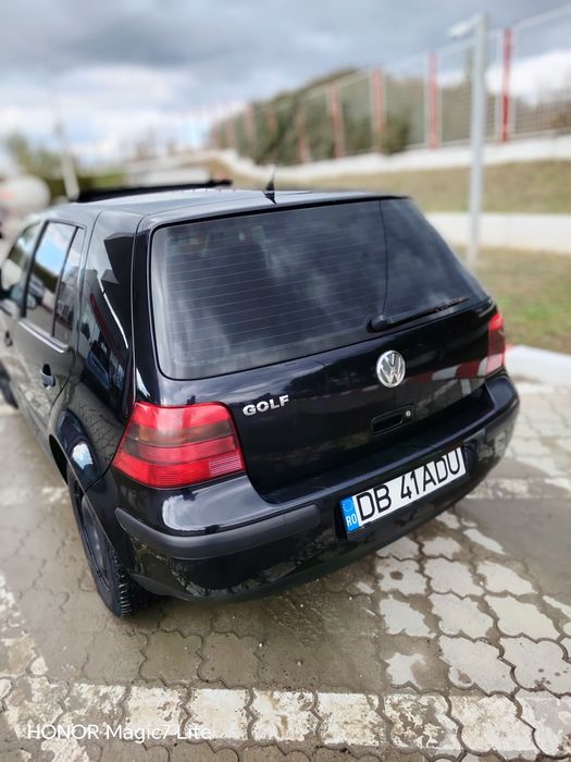 Vând golf 4 1.6 16v