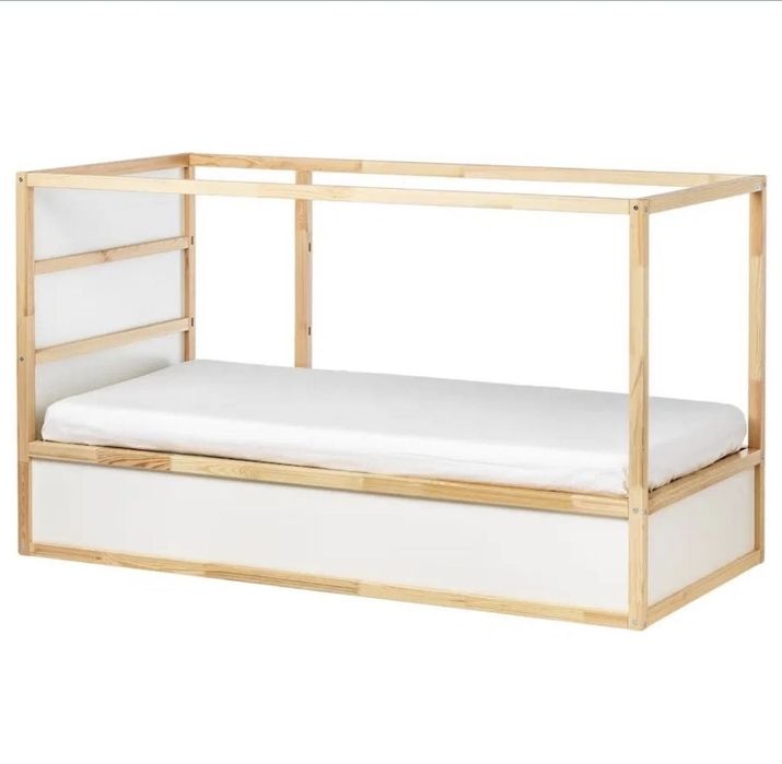 Vând pat pentru copii Kura de la Ikea 90×200
