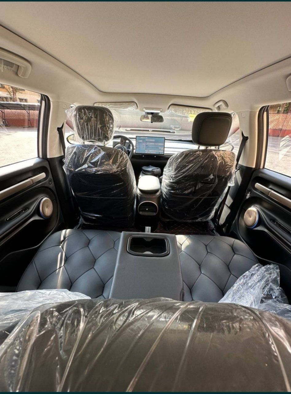 Wuling Baojun Cloud
Yil 2023 yengi 
Elektormator  quvvati 100 kw
Yuqor