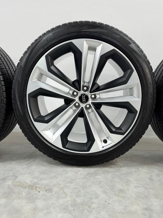 Jante Audi Q8 SQ8 R22 Originale Audi Sport Pirelli All Season 2024 90%