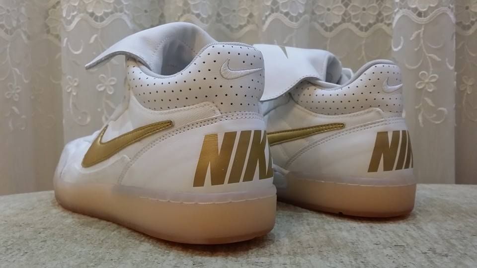 Adidasi Originali Nike Tiempo Mid 94 NFC, Autentici, Noi, Marime 42.5