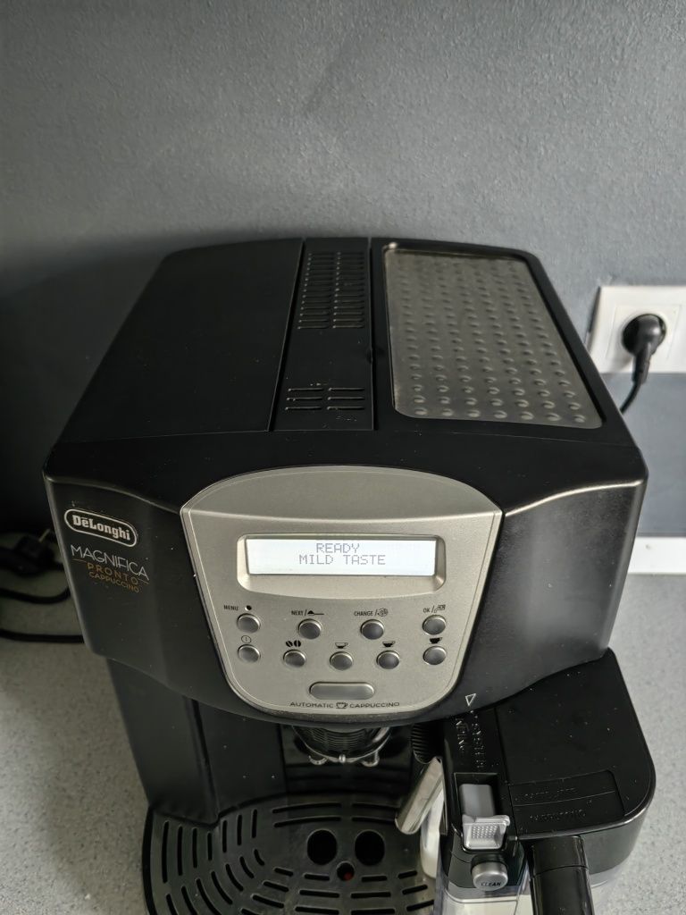 Delonghi magnifica