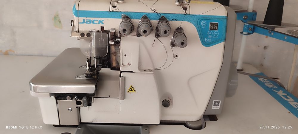 Jack E4s averlok tikuv moshinasi sotiladi. Аверлок