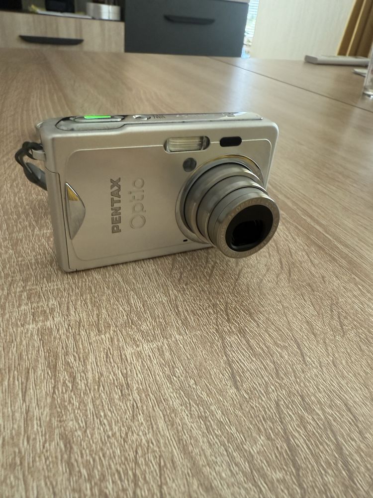 Фотоапарат Pentax Optio S7.