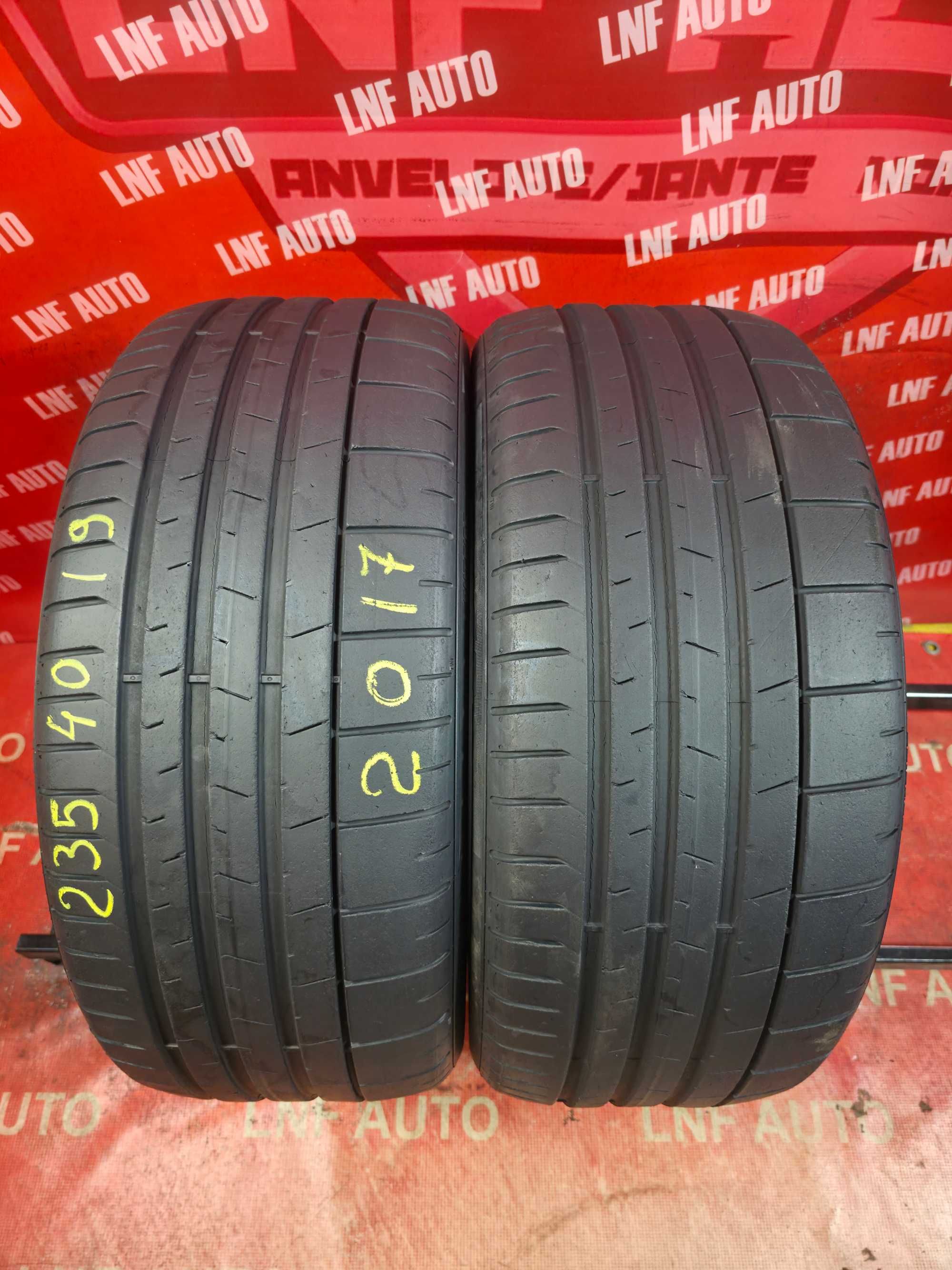 Anvelope de VARA - 235/40/19 - PIRELLI - 5.83 MM - DOT 2017 !