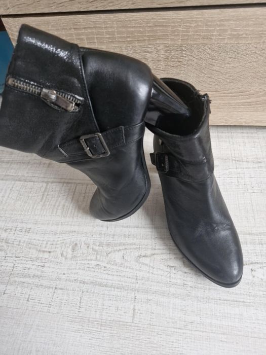 Дамски боти в перфектно състояние!