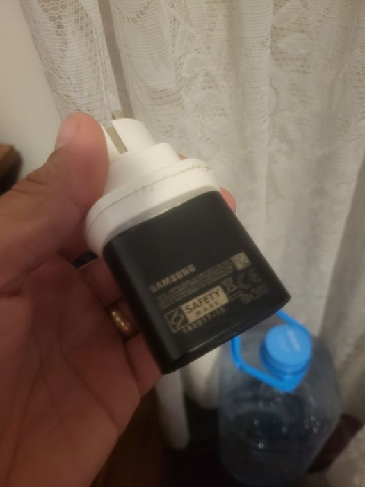 Ancarcarcator  Samsung , oppo, one pluss
