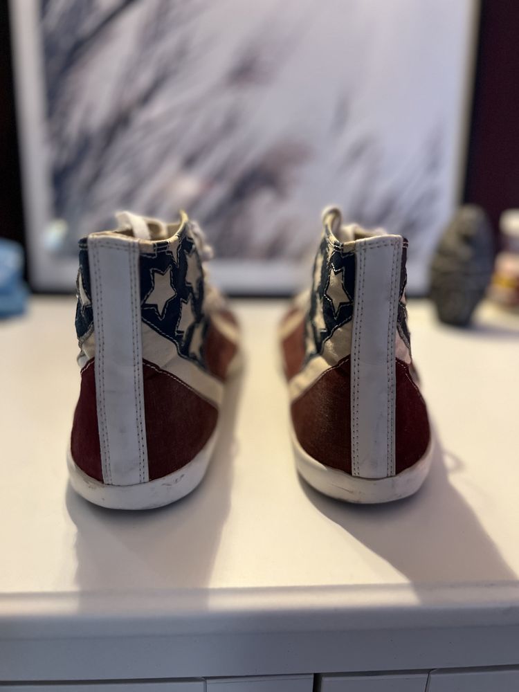 Tenesi ENERGIE - 43 - USA edition - stil converse