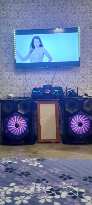 Samsung giga saud Rxd