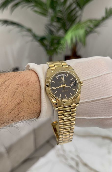 Rolex Day-Date 40mm златисто/черно