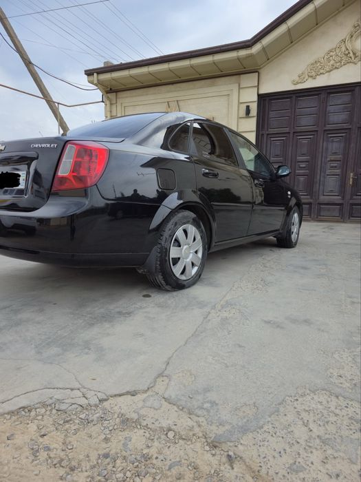 Chevrolet Lacetti 2009 yaxshi holatda! Gaz-benzin