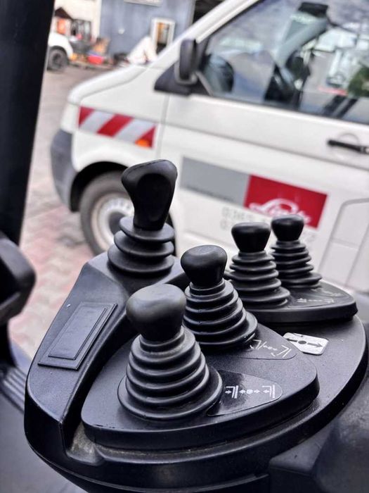 Stivuitor - Motostivuitor Linde H25D Diesel Anul fabricatiei 11/2009