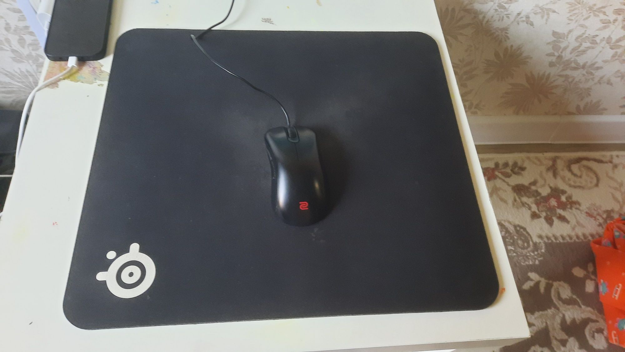 Продаю тововую мышку Zowie