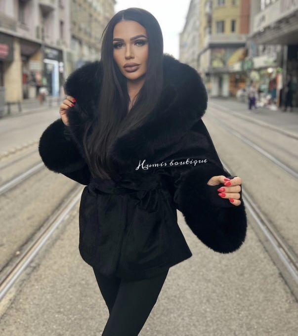 Дамско палто естествен косъм