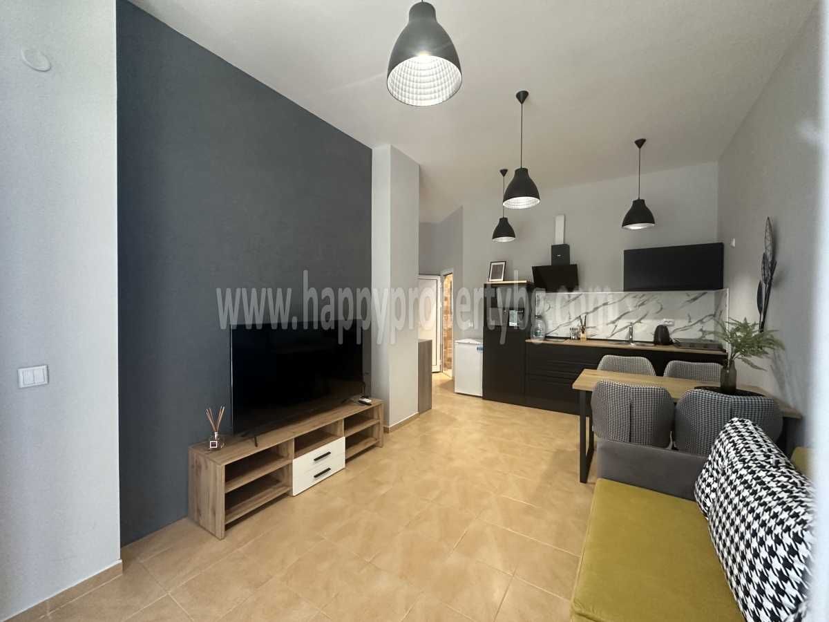 Продава се Двустаен апартамент в Свети Влас - 48 кв.м за 1521 €/кв.м - Снимка #1