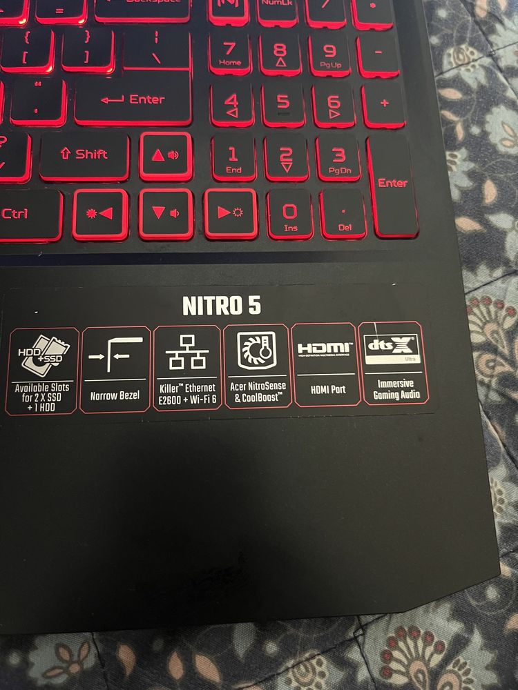 Laptop Gaming Acer Nitro-5 AN515