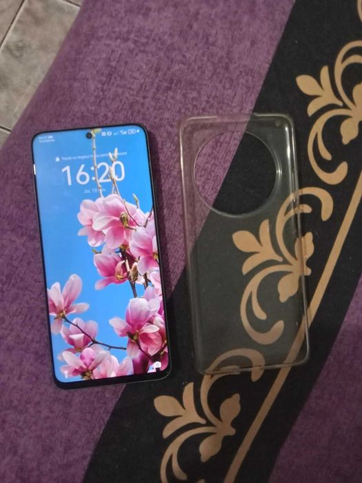 Huawei nova 12 i