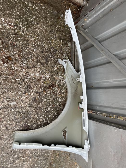 Десен калник за Tesla 3 Тесла 3  2023г-