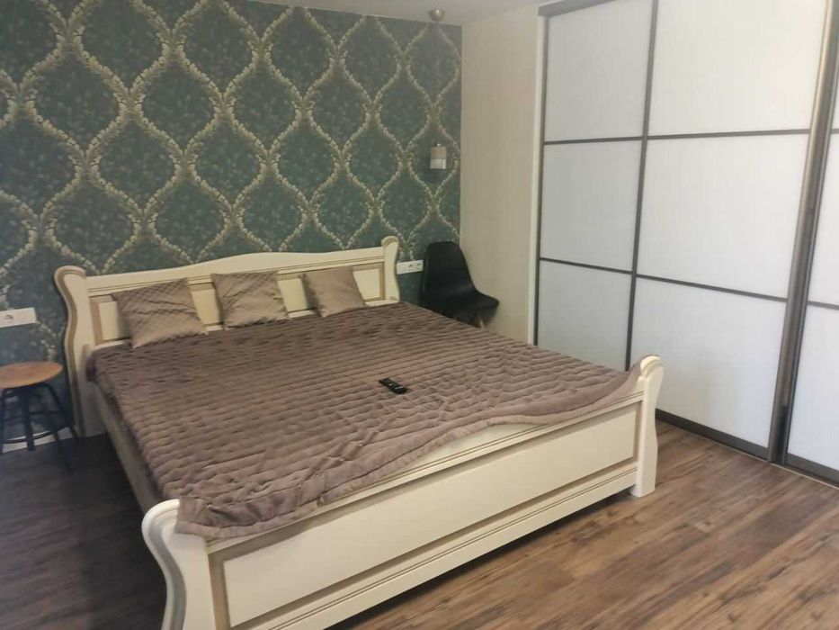 Двустаен имот в Левски