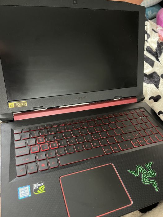 Laptop Acer Nitro 5 NEGOCIABIL sau schimb cu volan de gaming