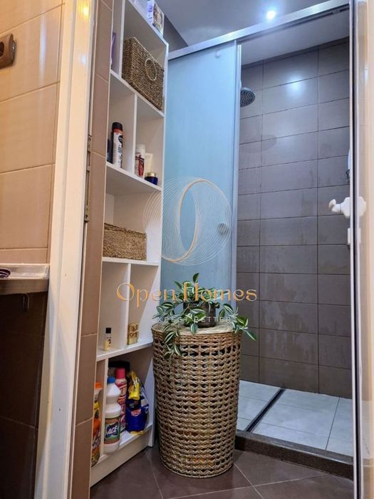 Продава се Четиристаен апартамент в Пловдив, Гагарин - 93 кв.м за 1818 €/кв.м - Снимка #12