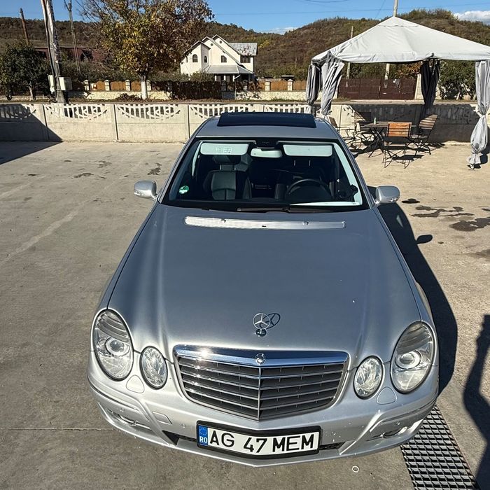 Mercedes-Benz E Impecabilă