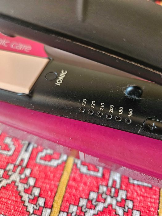 Керамична преса за коса REVLON,PHILIPS BHS378/00,RAF R422W