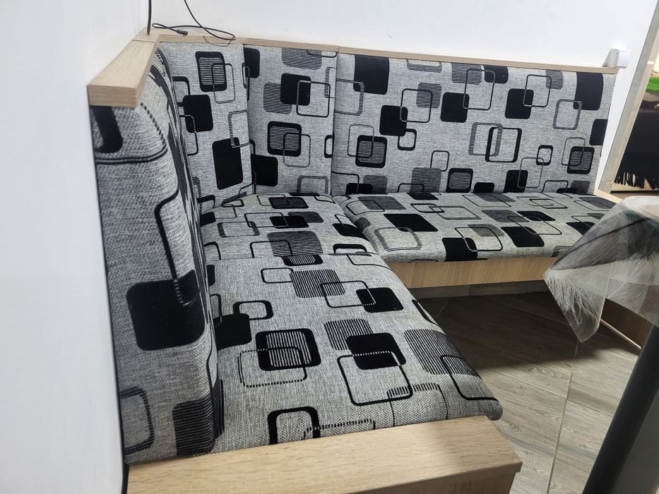 Coltar bucătărie stare foarte bună.