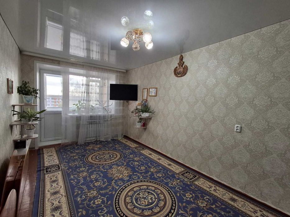 2х комнатная квартира в 16 мкр, на 5\5, Франко,16