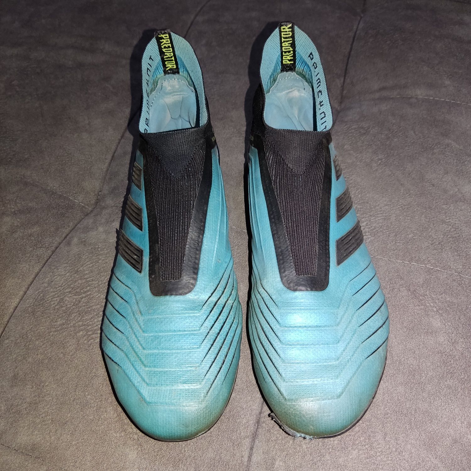 Футбольные бутсы Adidas Predator 19+