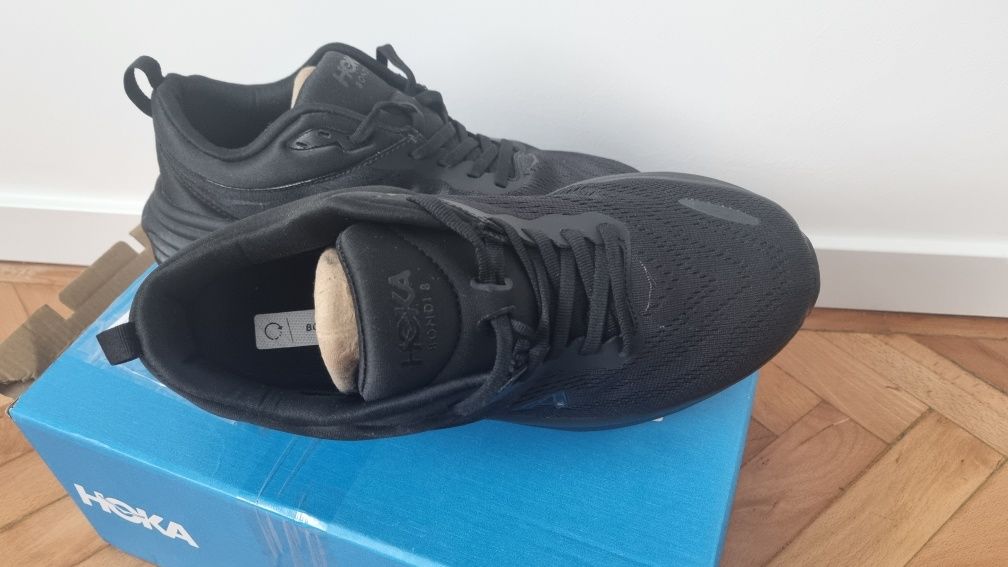 HOKA Bondi 8 All Black