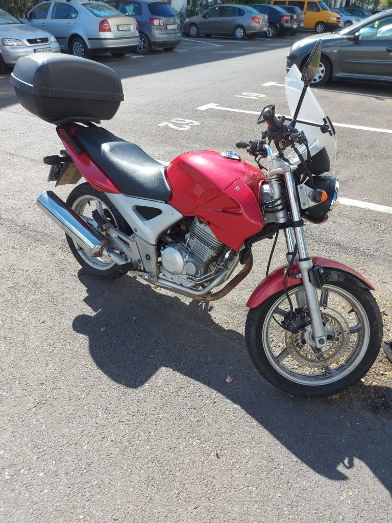 Honda CBF 250CC 2004