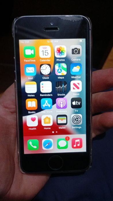 Iphone SE 64gb 1 поколение