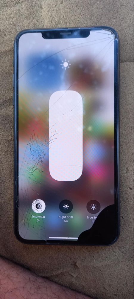 Vand schimb iphone 11 pro max