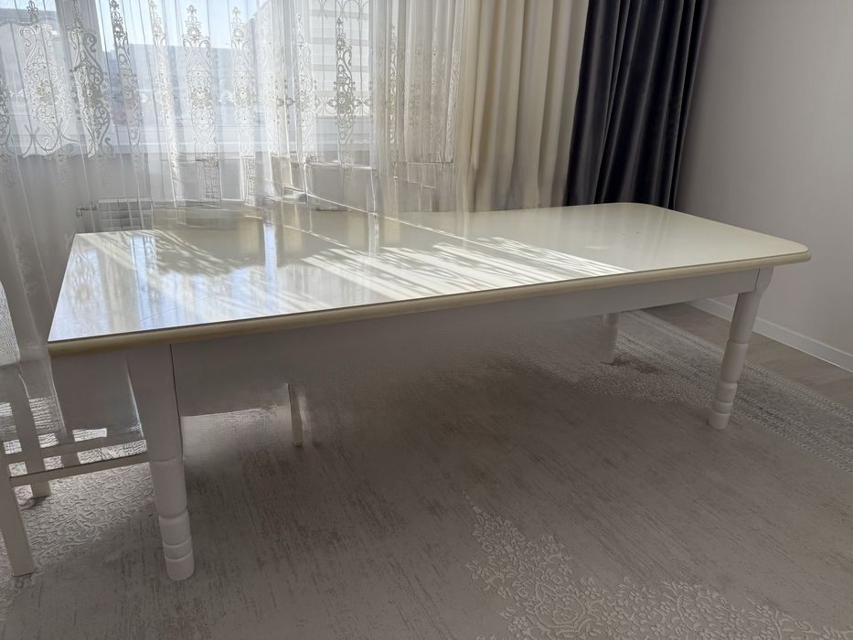 Стол сатылады…….