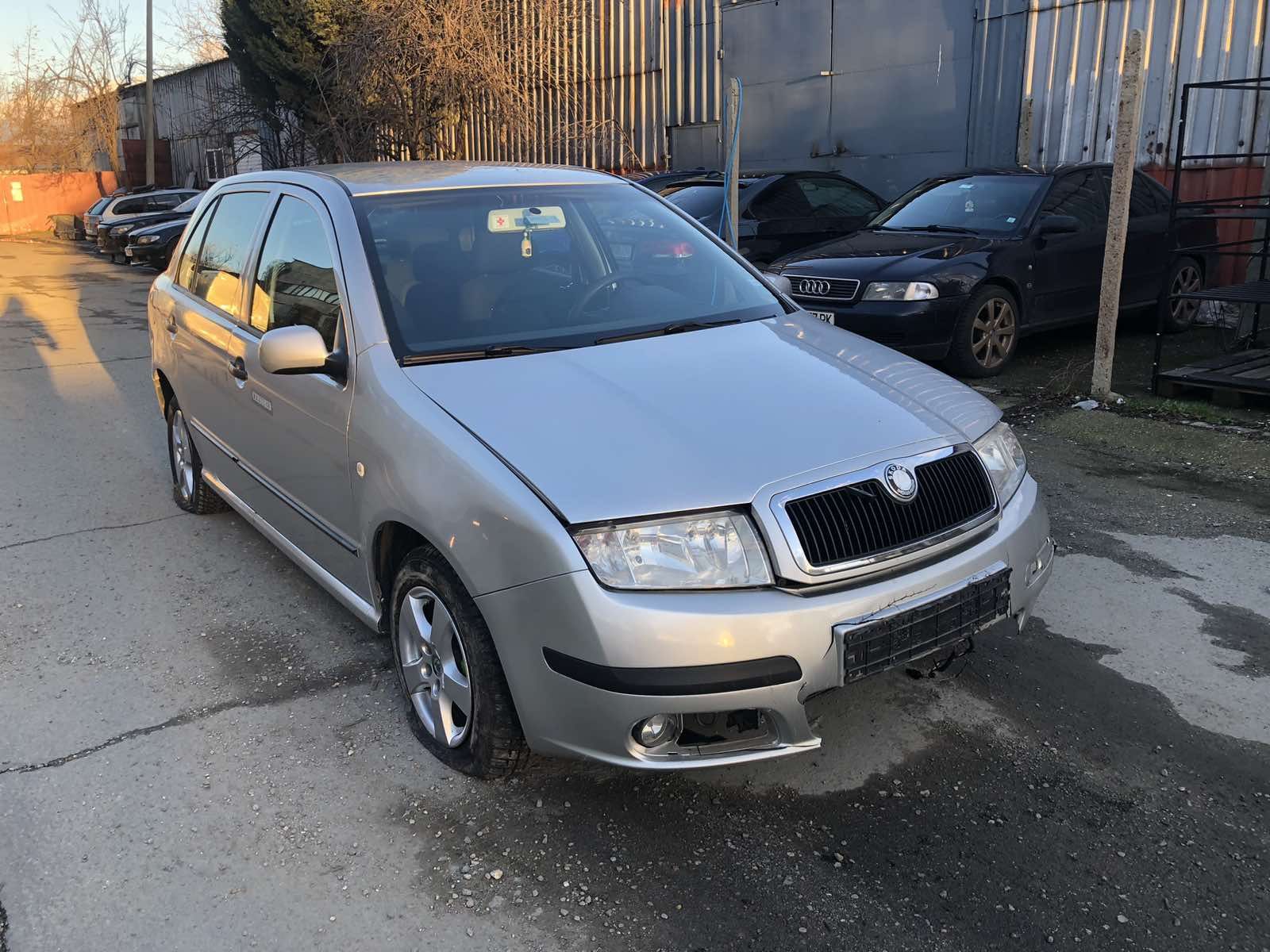 Шкода Фабия 1.2 бензин  2007 год Skoda Fabia 1.2 i