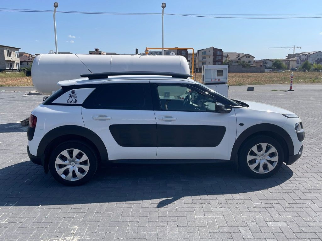 Vând citroen c4 cactus