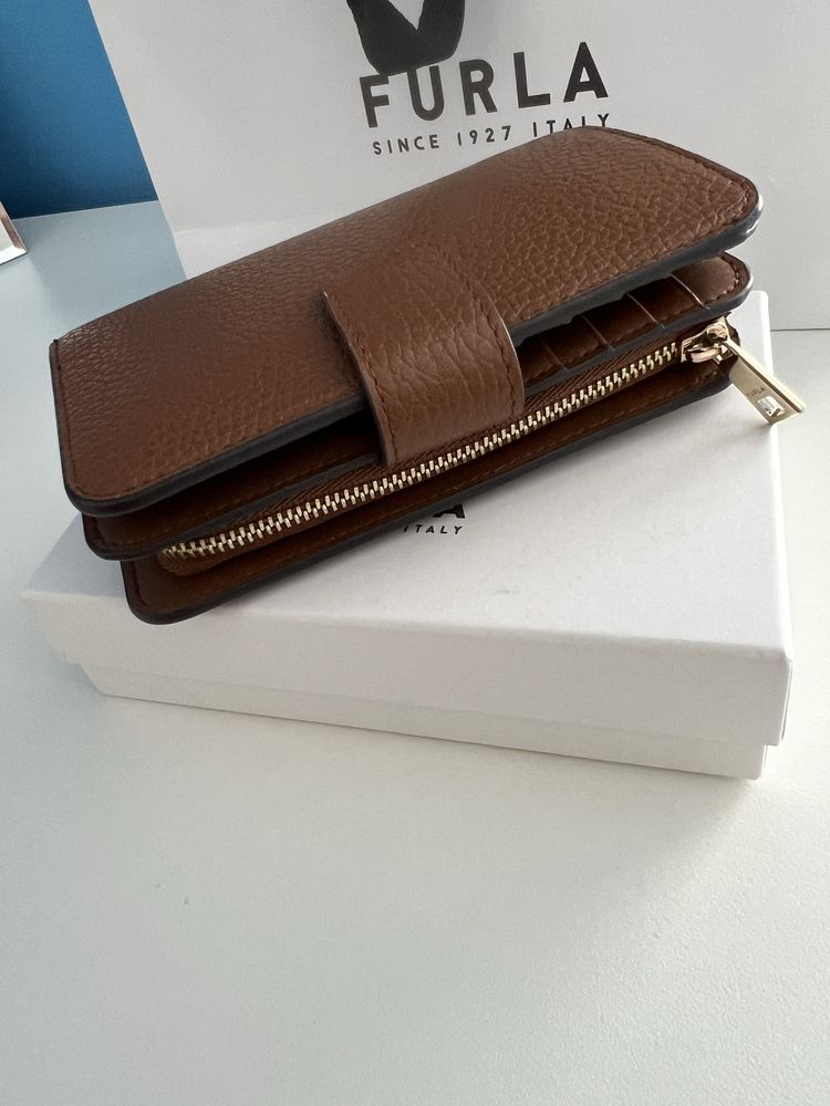 Кожен портфейл/ портмоне Furla