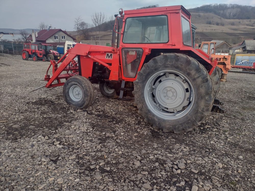 Vând Tractor Massey Ferguson 595 cu Incarcator Frontal