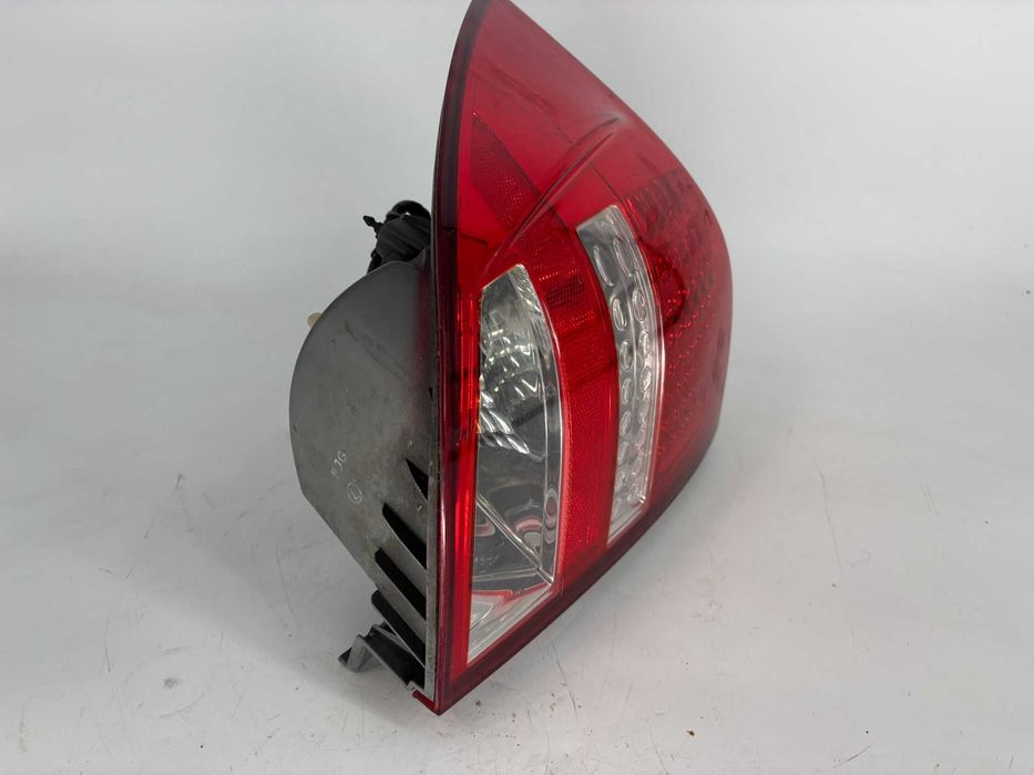 Stop stanga / dreapta Kia CEED combi an 2009-2012