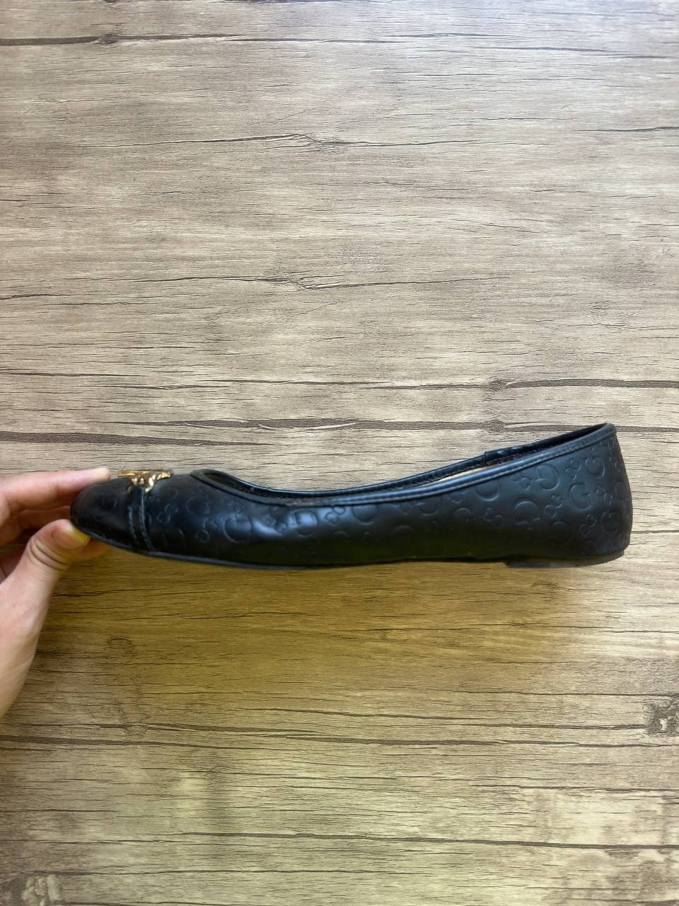 Обувь женская Guess