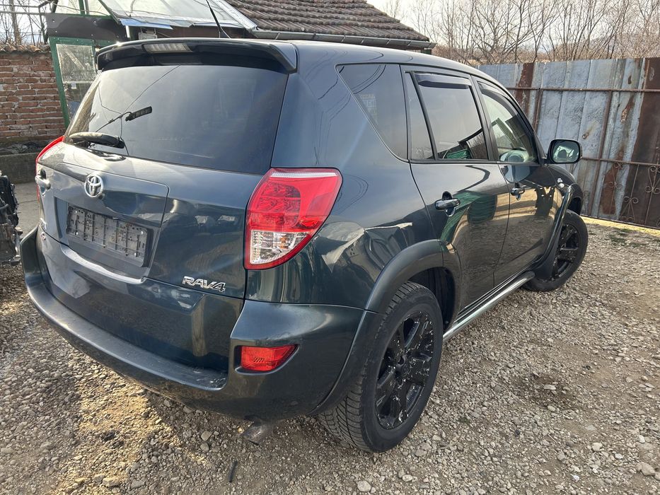 Toyota RAV4 2.2 dcat 177 На части