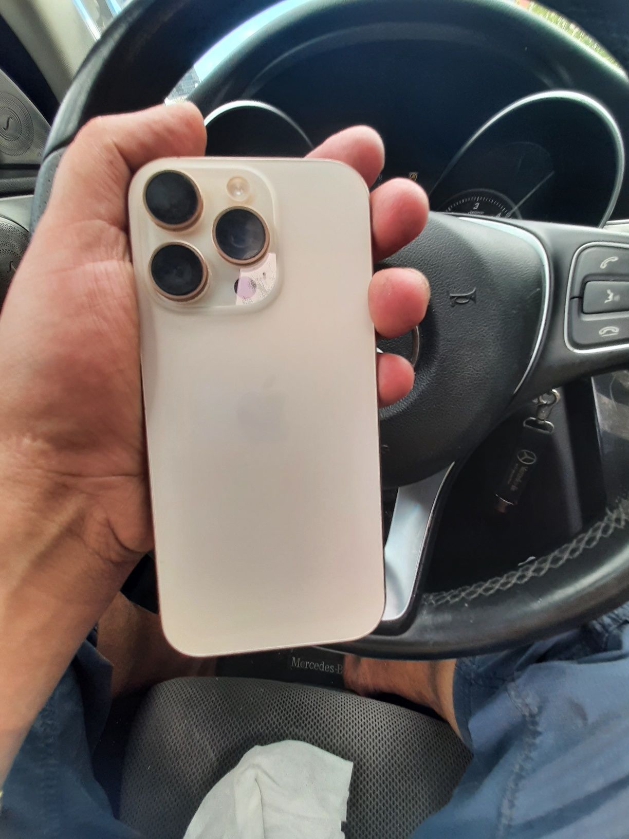 Iphone 16 pro 128 gb desert titanium 1699 lv