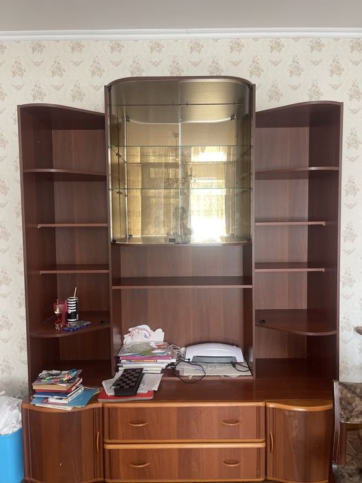 Продам большой шкаф срочно