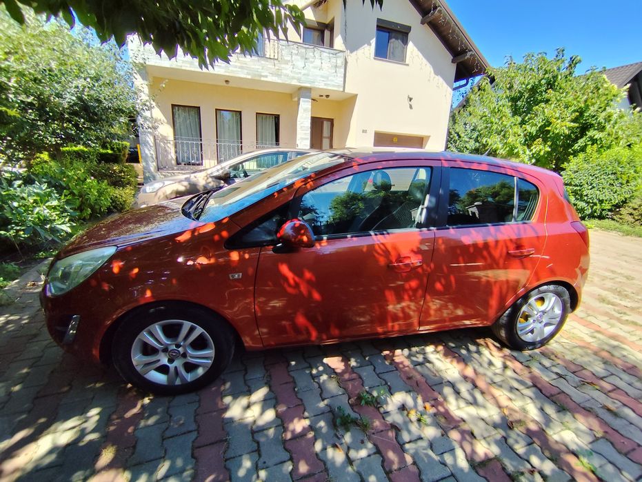 Vând Opel Corsa D
