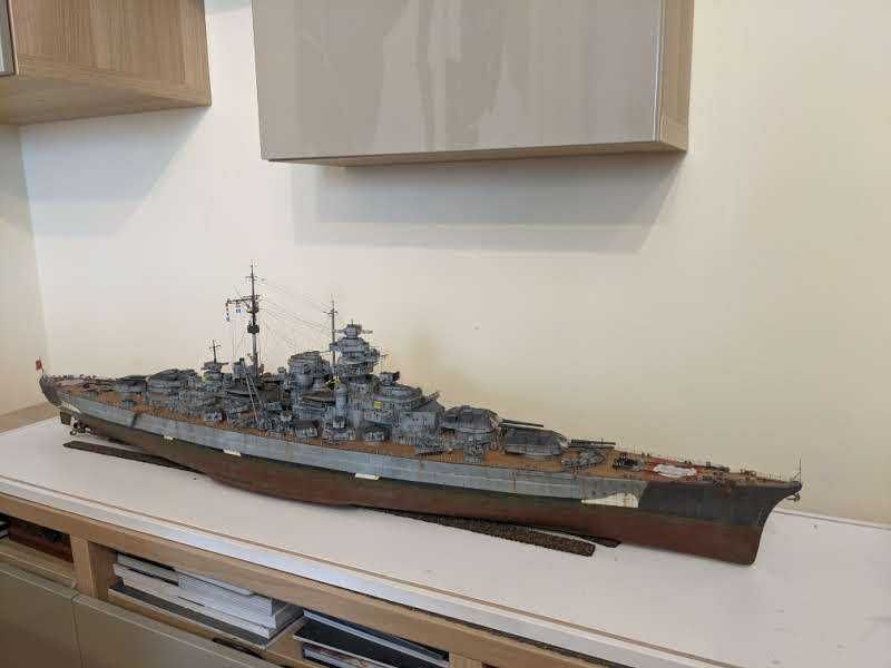 Varianta unica a cuirasatului Bismarck - complet radiocomandata