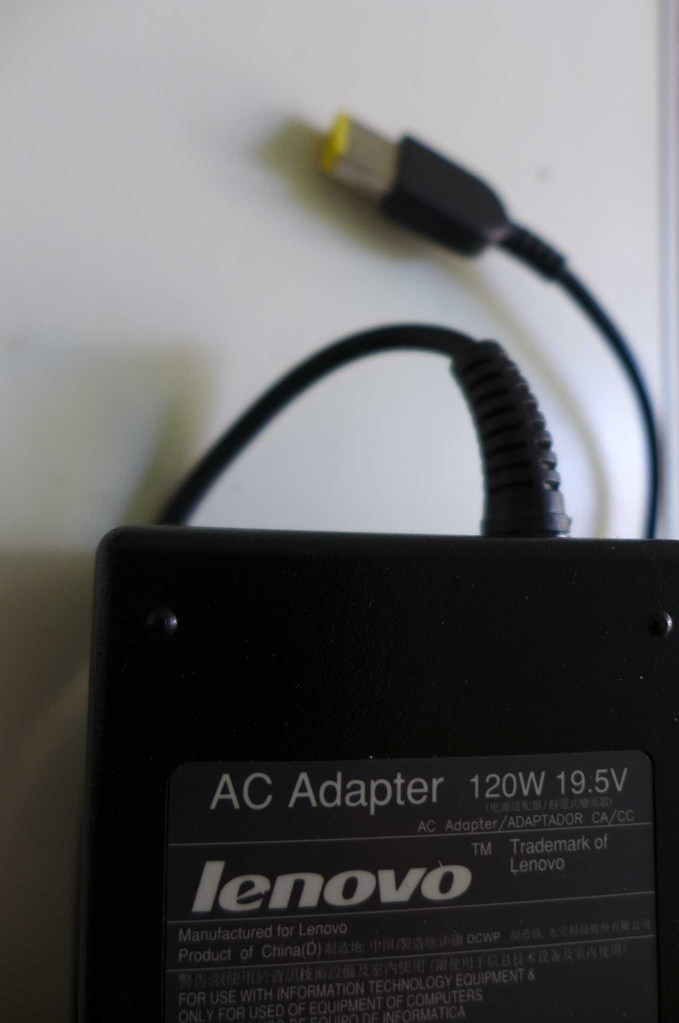Alimentator Incarcator Lenovo Model PA-1121-04 65W 90W 120W 19.5V 20V