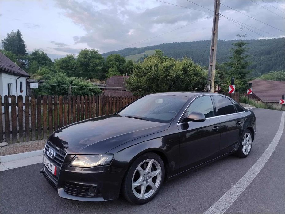 .Vând audi a4 b8