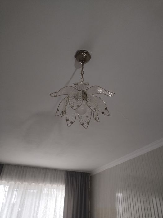 Продаётся раковина люстры