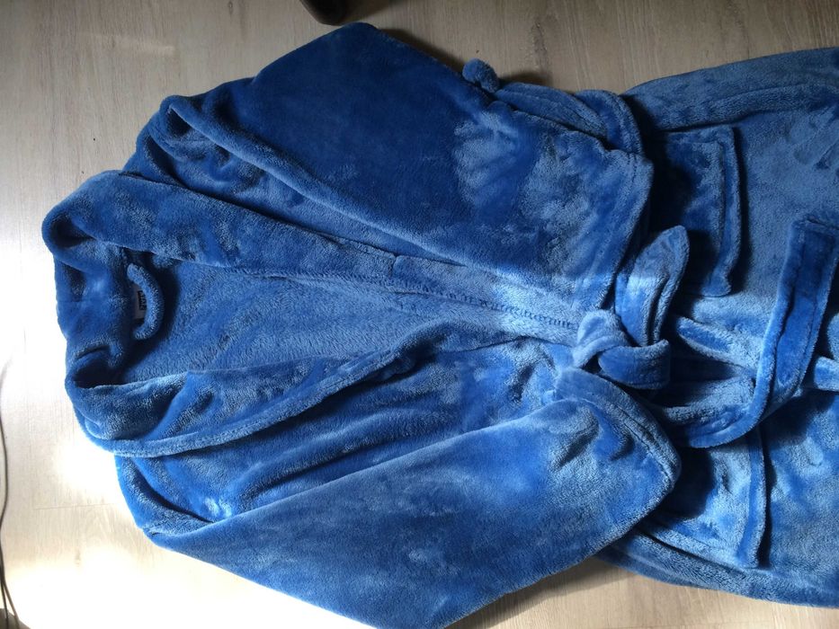 Нов мек и пухкав  мъжки халат Л/ХЛ.